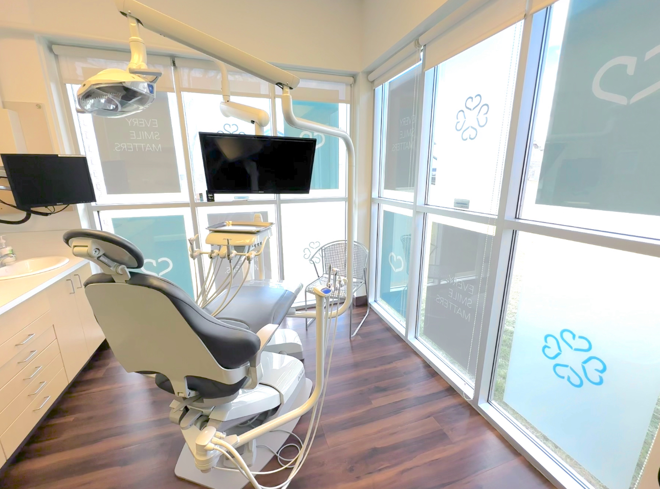 Dental chair at Cougar Ridge Dental