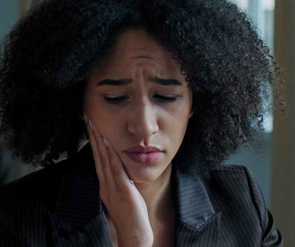 Illustration of hidden gum discomfort